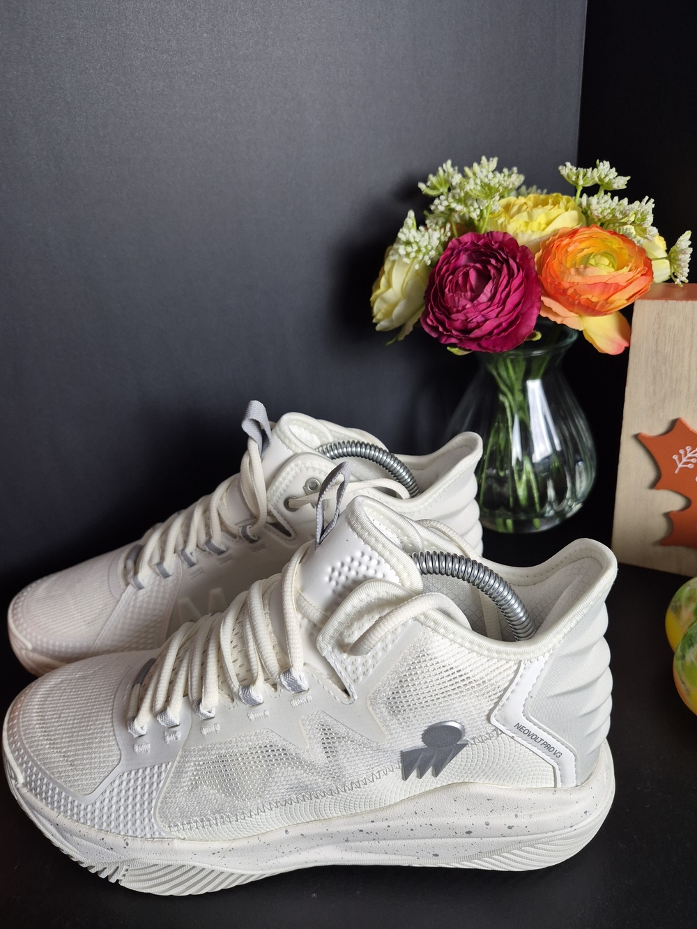 Women’s Moolah New White Athletic Sneakers - Lightweight Comfort.Size 8.5